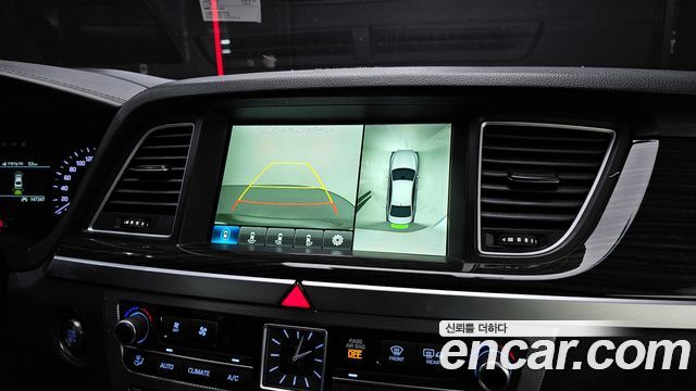 Genesis G80 2018 — photo 16