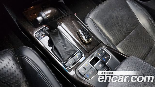 Kia K7 2013 — photo 9