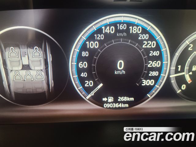 Jaguar XF 2017 — photo 18