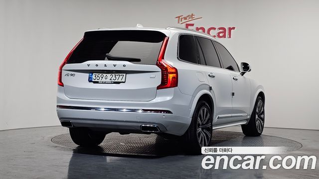 Volvo XC90 2021 — photo 2