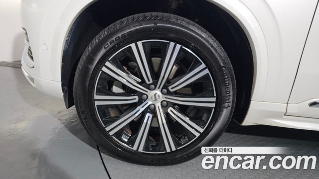 Volvo XC90 2021 — photo 5