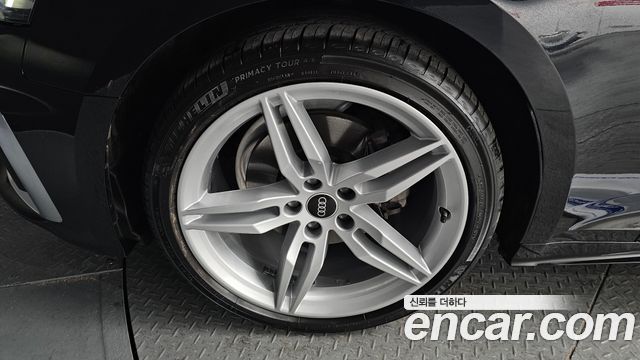 Audi A5 2021 — photo 5