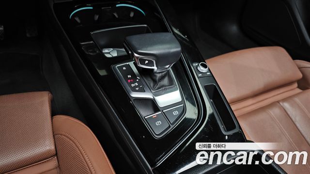 Audi A5 2021 — photo 9