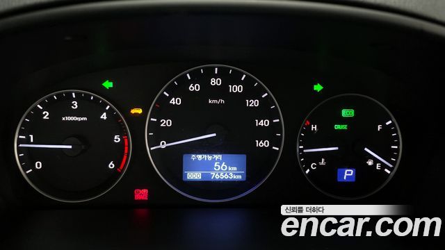 Hyundai Starex 2019 — photo 8
