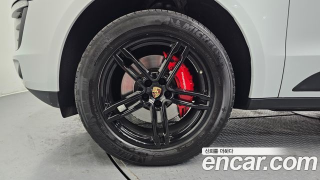 Porsche Macan 2015 — photo 5