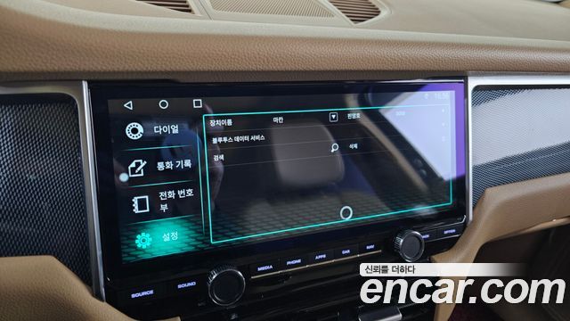 Porsche Macan 2015 — photo 15