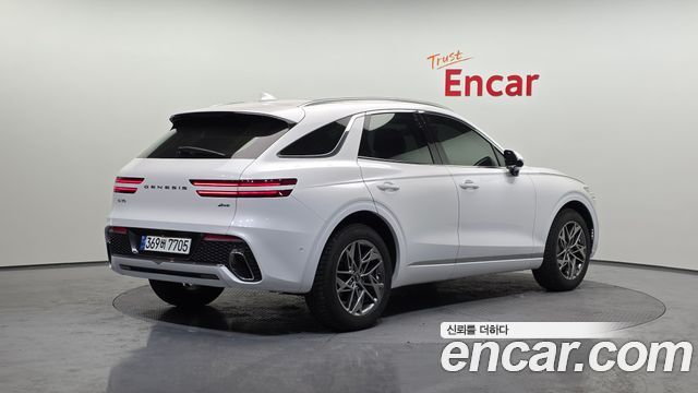 Genesis GV70 2023 — photo 2