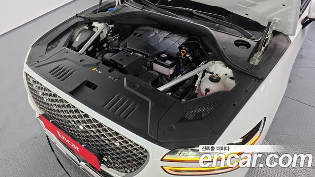 Genesis GV70 2023 — photo 6