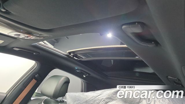 Genesis GV70 2023 — photo 19
