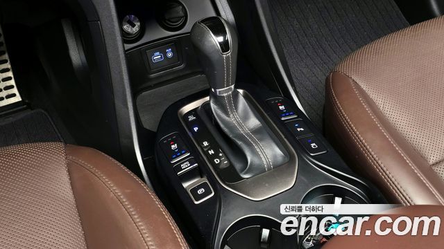 Hyundai Maxcruz 2016 — photo 9
