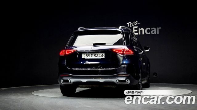 Mercedes-Benz GLE-Class 2019 — photo 4