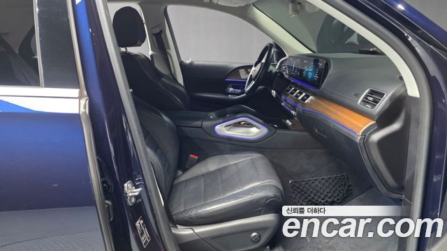 Mercedes-Benz GLE-Class 2019 — photo 11