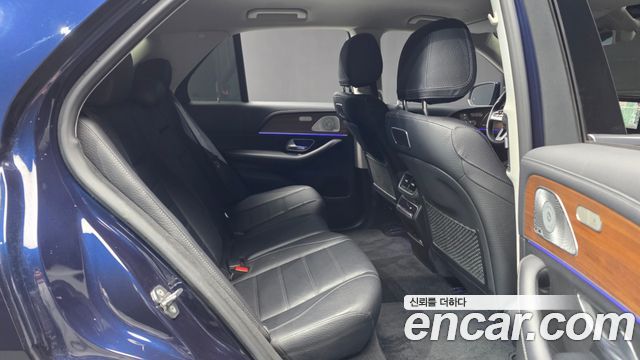 Mercedes-Benz GLE-Class 2019 — photo 12