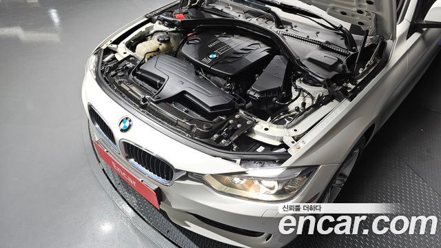 BMW 3-Series 2013 — photo 6