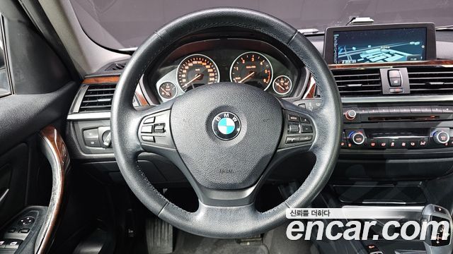 BMW 3-Series 2013 — photo 15