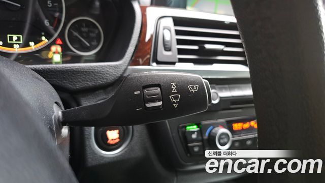 BMW 3-Series 2013 — photo 16
