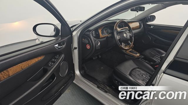 Jaguar X-TYPE 2006 — photo 11