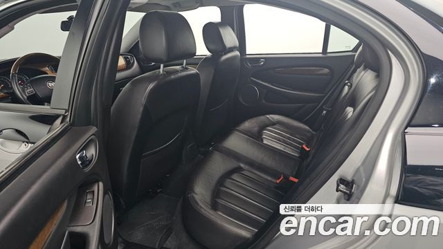 Jaguar X-TYPE 2006 — photo 12