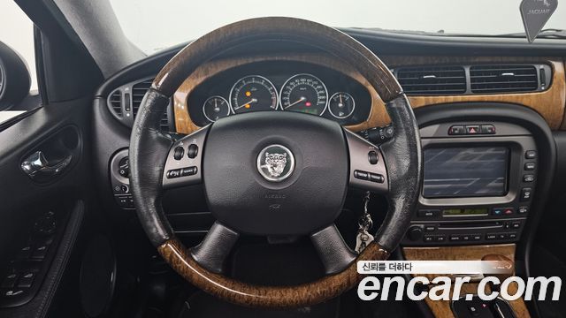Jaguar X-TYPE 2006 — photo 13