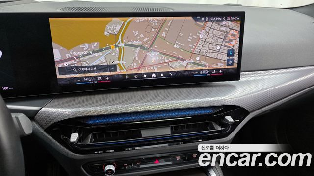 BMW i4 2025 — photo 14