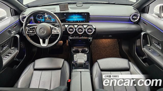 Mercedes-Benz A-Class 2021 — photo 7