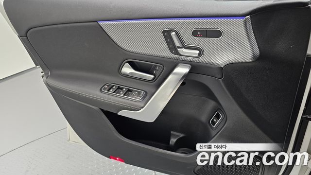 Mercedes-Benz A-Class 2021 — photo 15