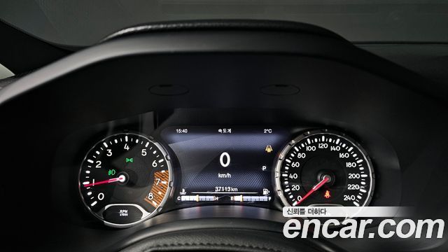 Jeep Renegade 2021 — photo 8