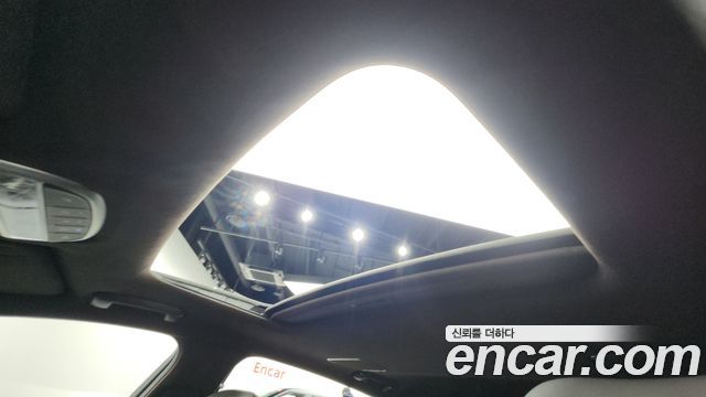 Genesis G90 2019 — photo 18