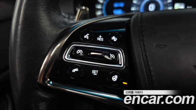 Cadillac CTS 2018 — photo 18
