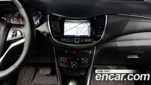 Chevrolet Korea Trax 2018 — photo 14