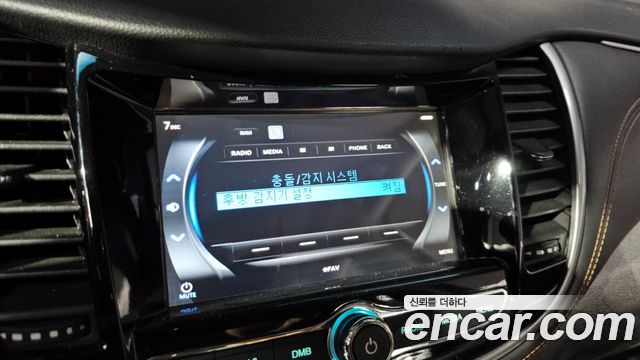 Chevrolet Korea Trax 2018 — photo 15