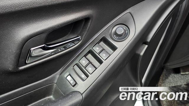 Chevrolet Korea Trax 2018 — photo 17