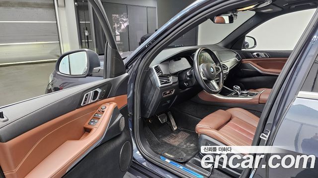 BMW X5 2022 — photo 10