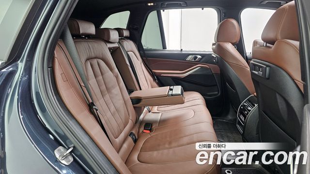 BMW X5 2022 — photo 12