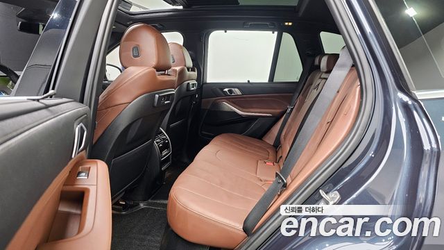 BMW X5 2022 — photo 13