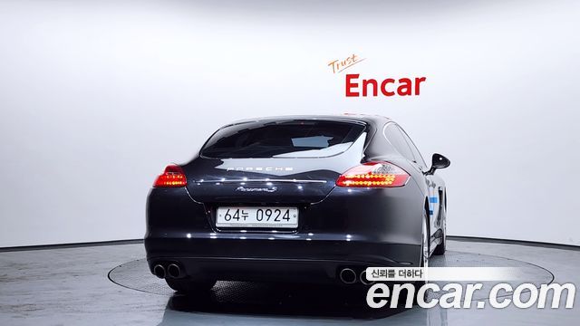 Porsche Panamera 2011 — photo 4