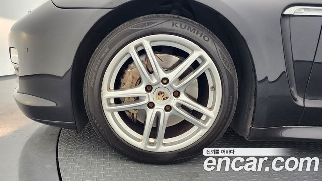 Porsche Panamera 2011 — photo 5