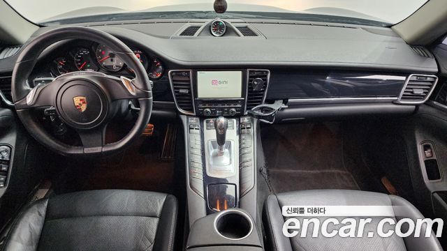 Porsche Panamera 2011 — photo 7