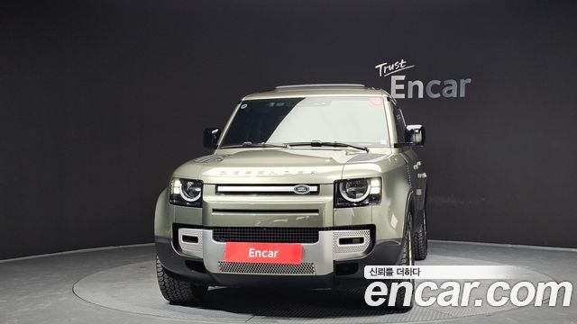 Land Rover Defender 2022 — photo 3