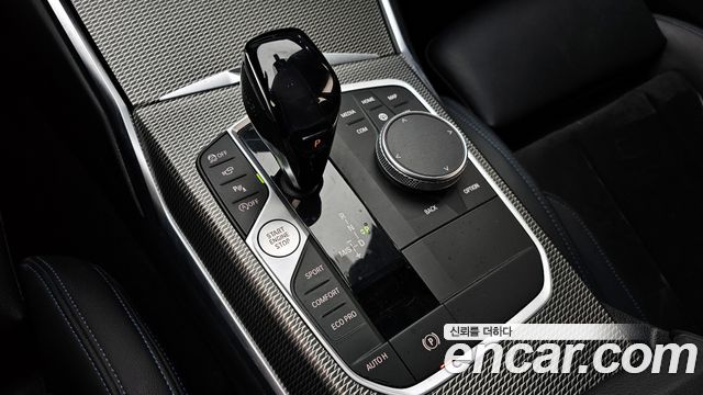 BMW 3-Series 2021 — photo 9