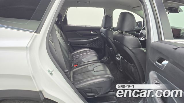 Hyundai Santafe 2021 — photo 12