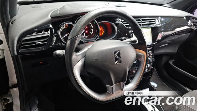 Citroën / DS DS3 2013 — photo 13
