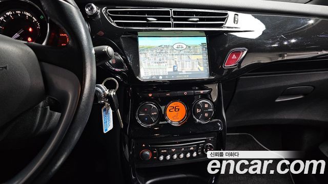 Citroën / DS DS3 2013 — photo 19