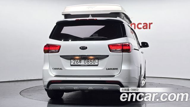 Kia Canival 2016 — photo 4