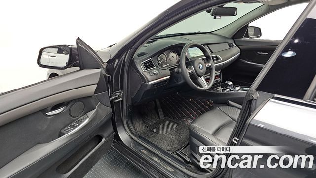 BMW Gran Turismo 2011 — photo 11