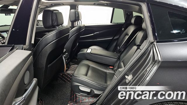 BMW Gran Turismo 2011 — photo 12