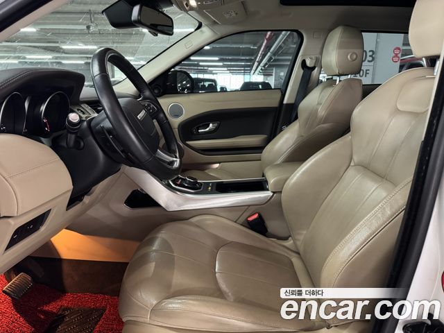 Land Rover Range Rover Evoque 2018 — photo 11