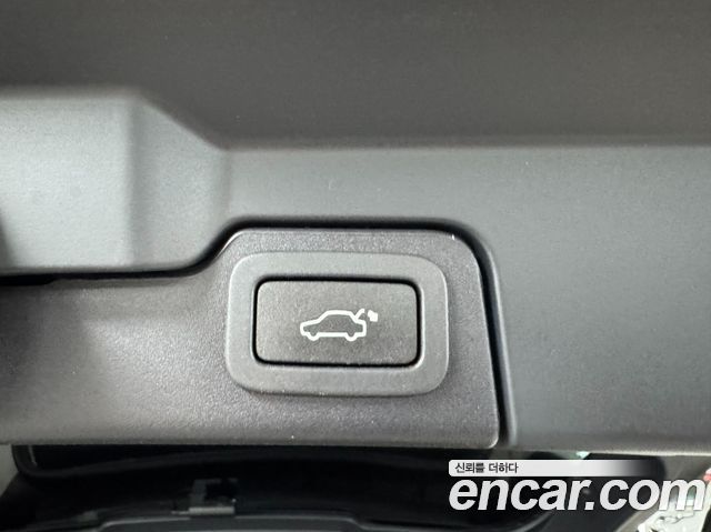 Land Rover Range Rover Evoque 2018 — photo 19