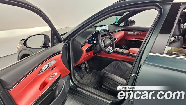 Genesis GV70 2021 — photo 11