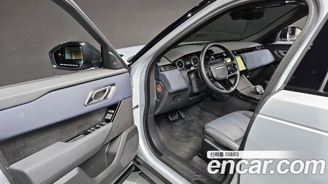 Land Rover Range Rover Velar 2024 — photo 11